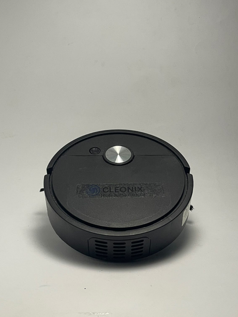 Robotic vacuum cleaner with Cleonix branding on a gray background